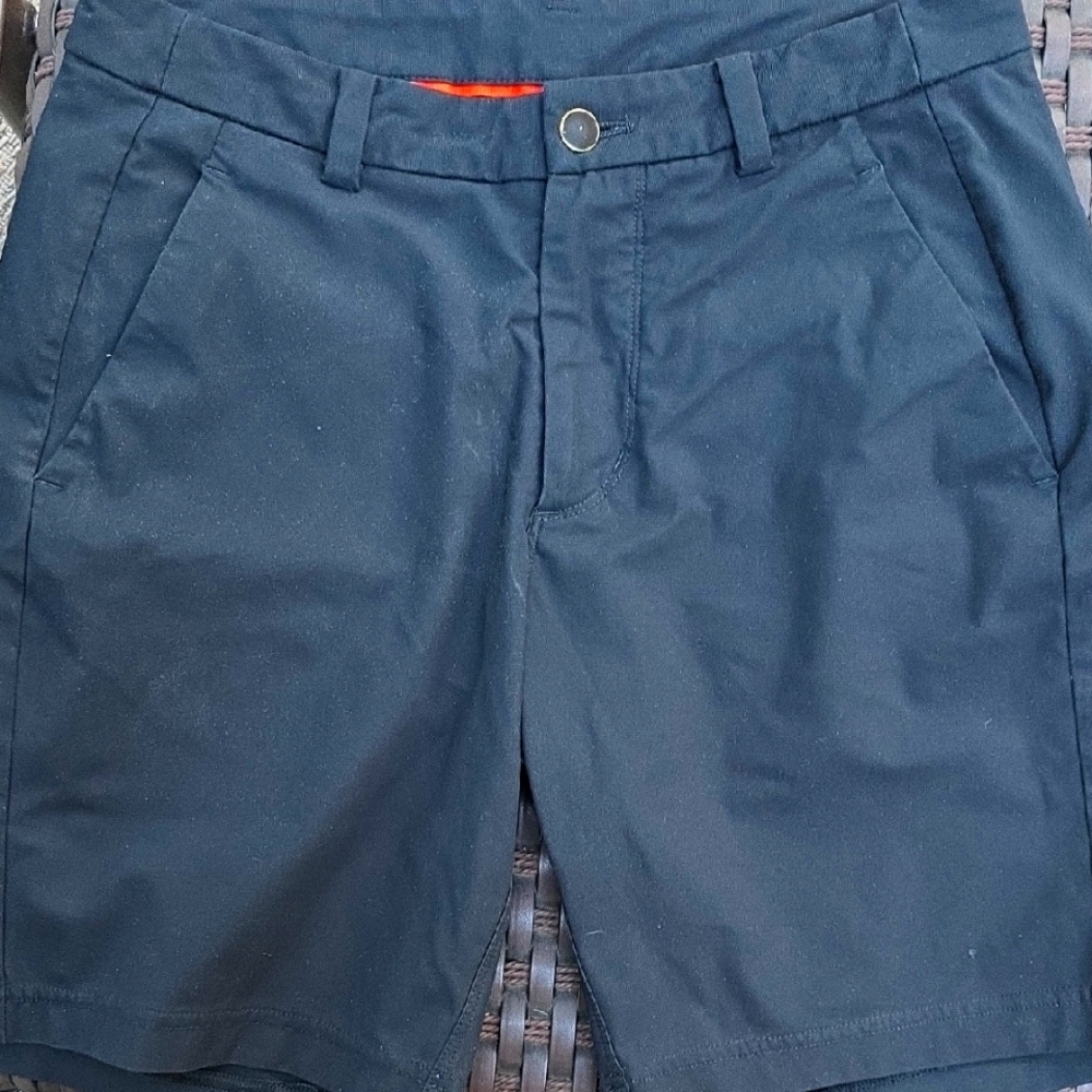 Men's LuLuLemon Black Shorts, Size 32